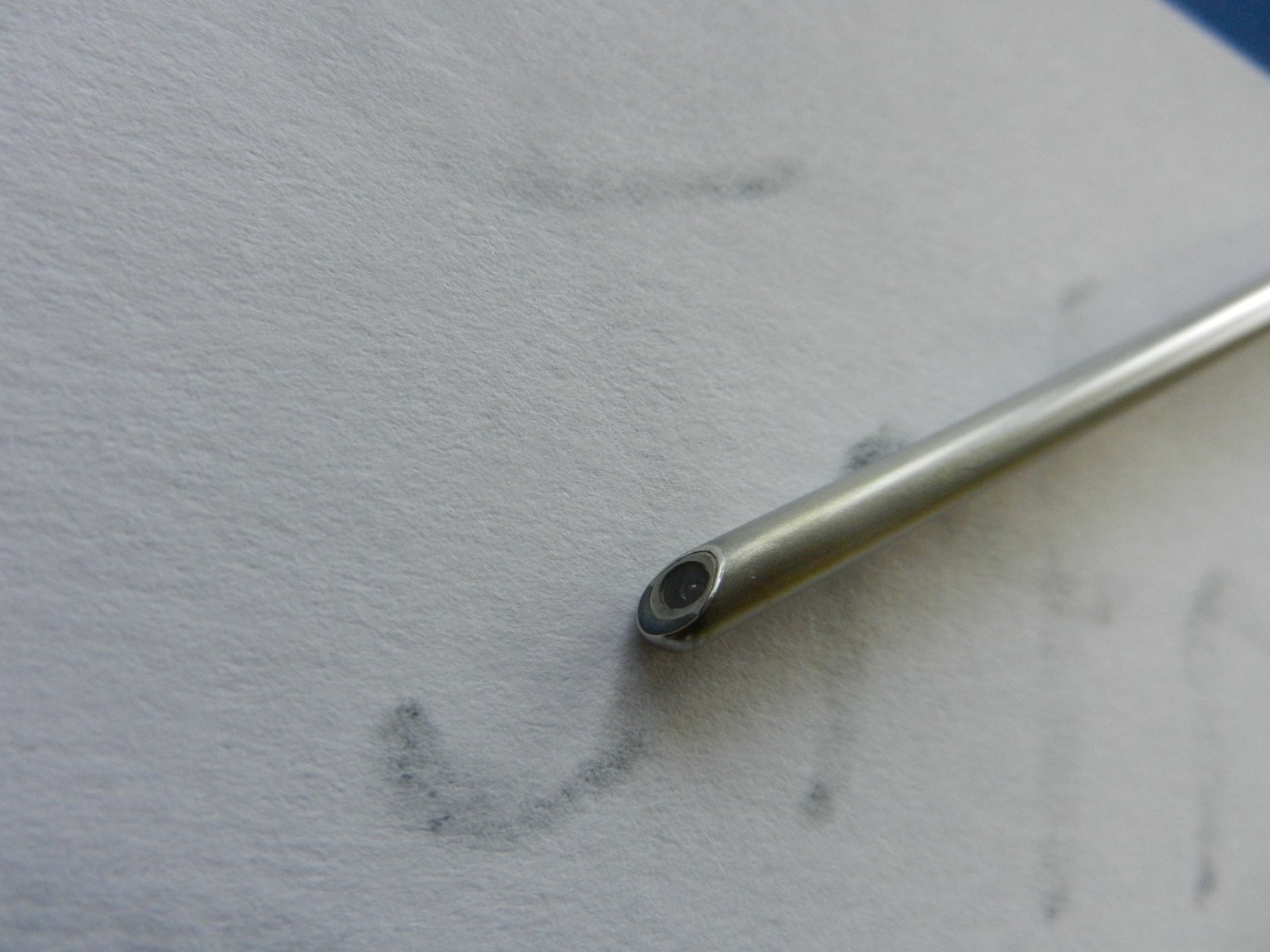 F244 Karl Storz 27005CA 4.0 mm 70° Hopkins II Autoclavable Cystoscope