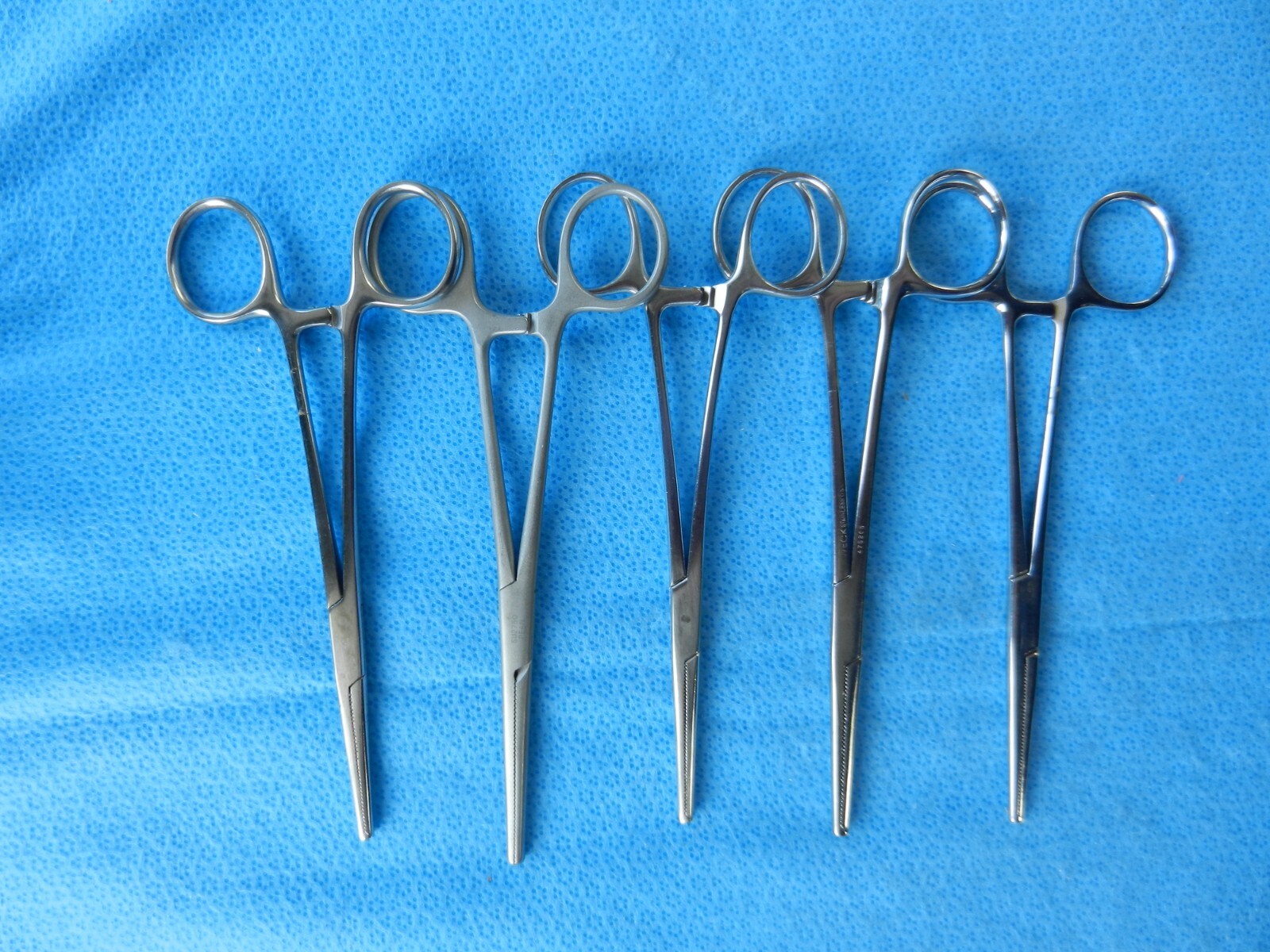 D9060 V. Mueller Codman Weck Lot of 10 Straight/Curved Forceps Approx. 16cm
