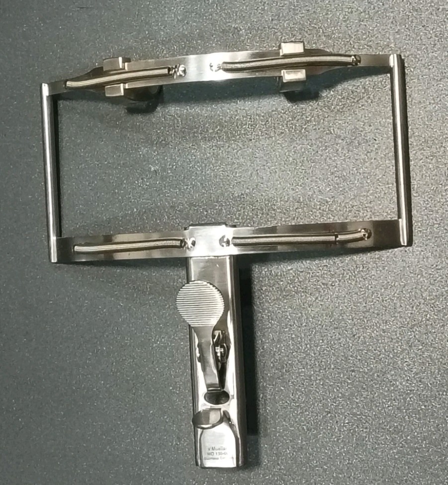 V. Mueller MO 130 DINGMAN MOUTH GAG MO130-001
