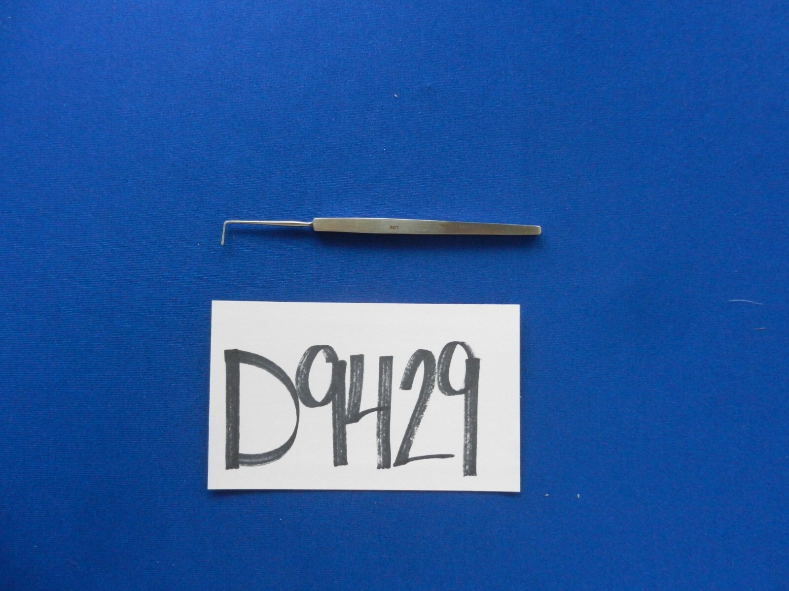D9429 ASSI (SCT) Stevens Ophthalmic Hook 13.5cm Length 43357-13