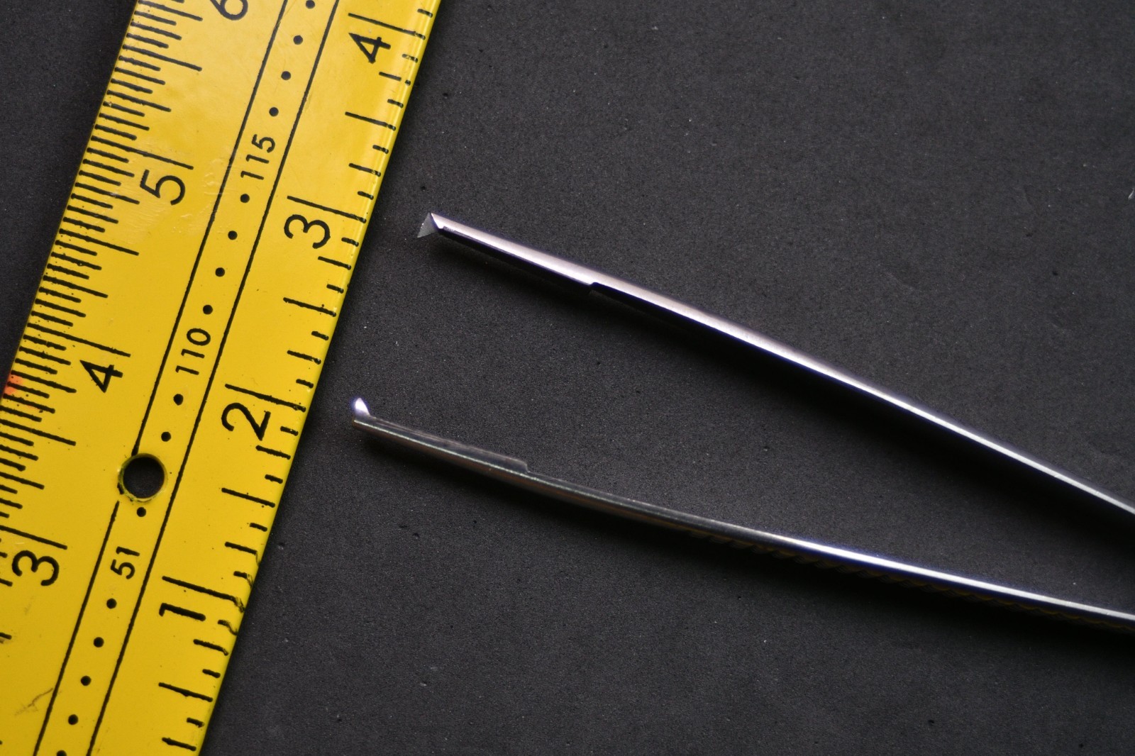 Jarit 122-520 Bonney Needle Tissue Pulling Forceps, Carb-Bite, 1×2 Teeth, 6-3/4″