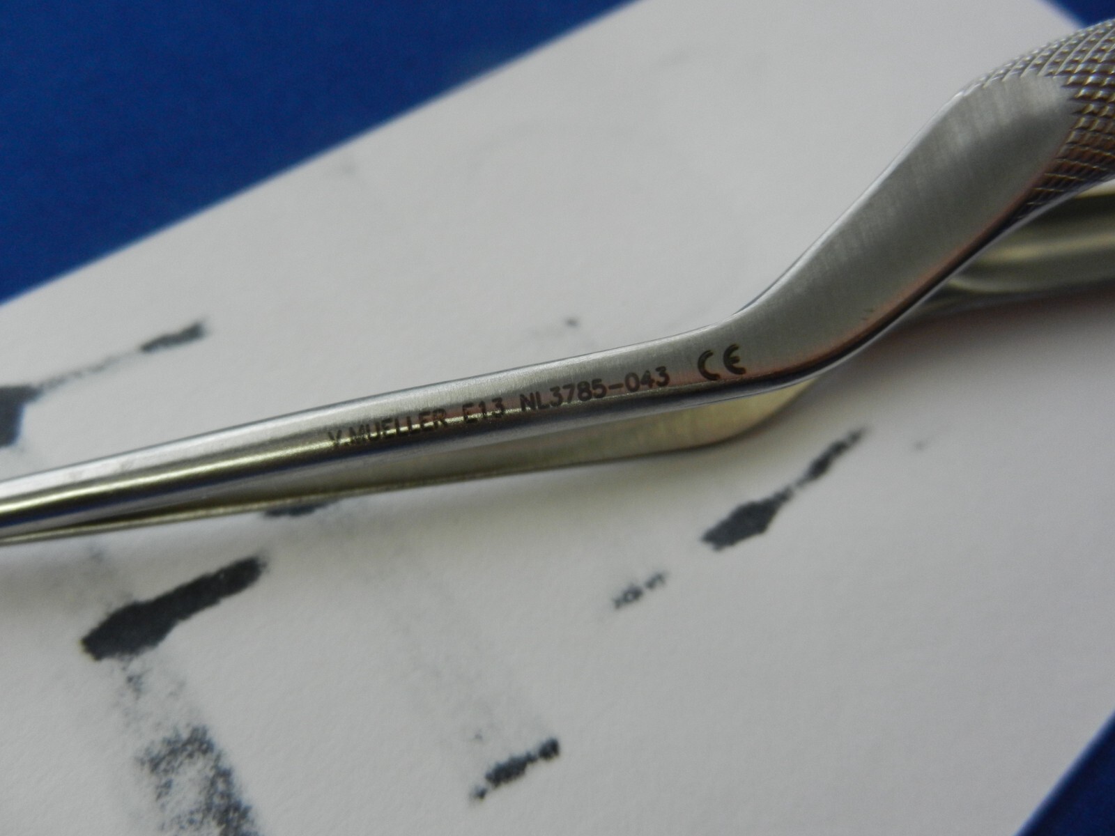 E4561 V. Mueller NL3785-043 Rhoton Curved Bayonet Needle Holder 8.25″ Length