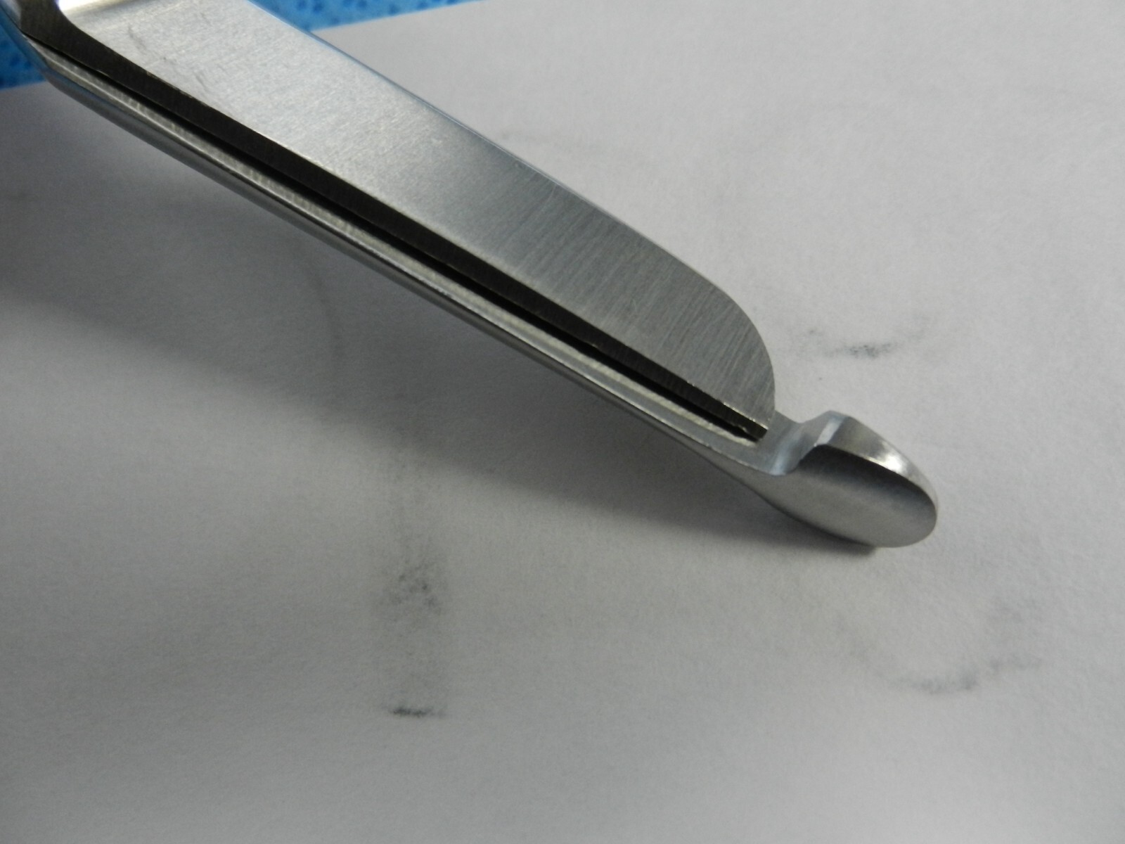 D6808 Princeton Lister Surgical Bandaging Scissors 18cm 09901-18
