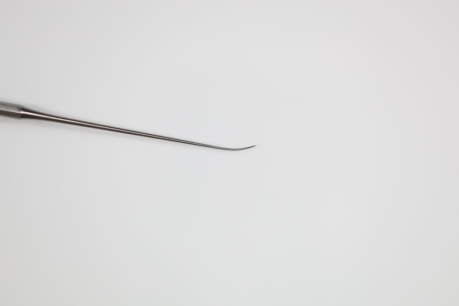 AESCULAP OG002R Micro Ear Needle, Curved, Sharp, 6-1/4in