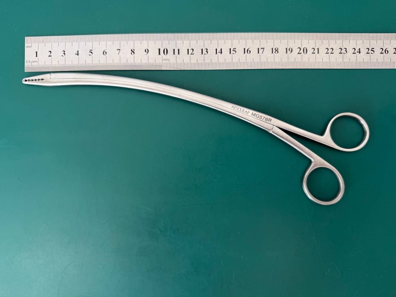 Aesculap MG578R Chest Tube Passer W/O RATCHET, Cardiovascular, 9 3/4