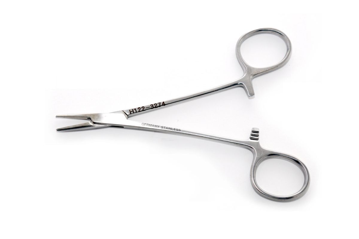 Halsey Needle Holder 5”, Smooth Jaw Stainless, Germany. NEW!